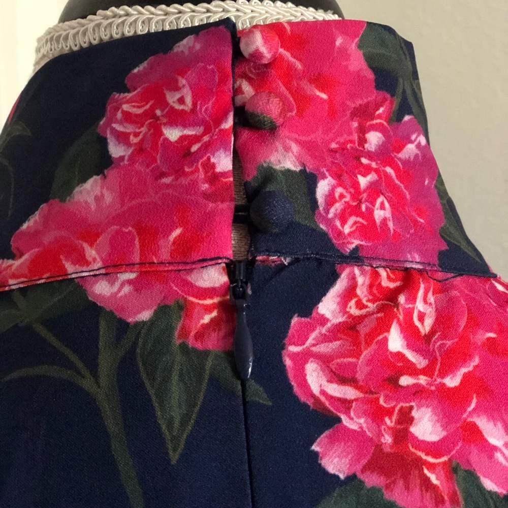 SOLD- Lindy Bop Dress in US size 12 - Picture 3 of 5